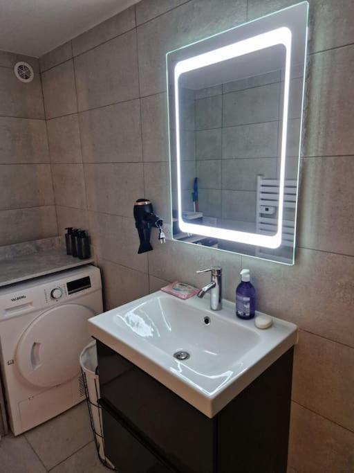 Charming Apartment Near La Defense, Paris Bezons Exterior foto